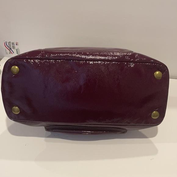 Coach Francine bag in purple patent leather - Picture 6 of 16